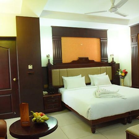 Chendhoor Residency Hotel Tiruchirappalli Екстериор снимка