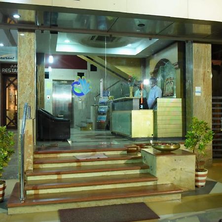Chendhoor Residency Hotel Tiruchirappalli Екстериор снимка