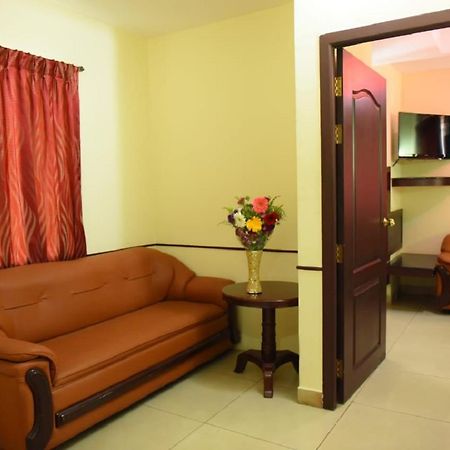 Chendhoor Residency Hotel Tiruchirappalli Екстериор снимка