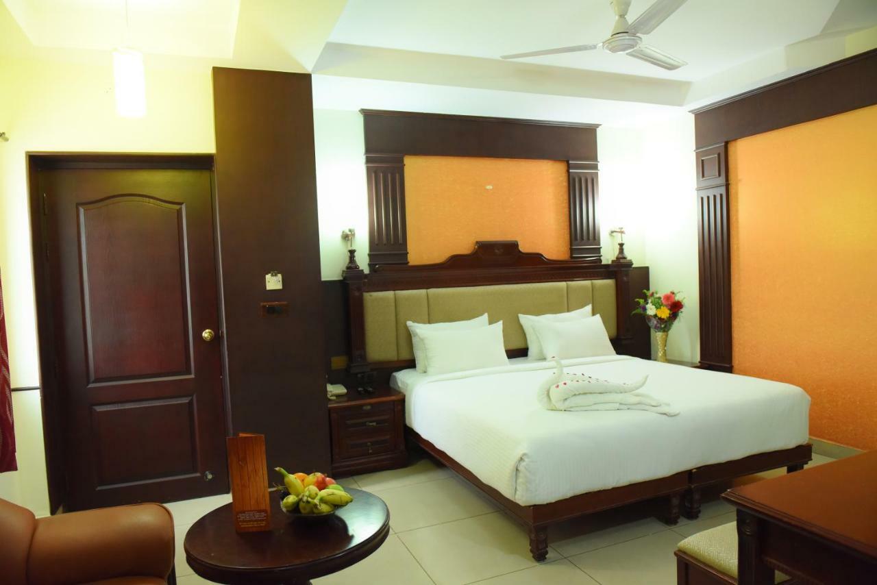 Chendhoor Residency Hotel Tiruchirappalli Екстериор снимка