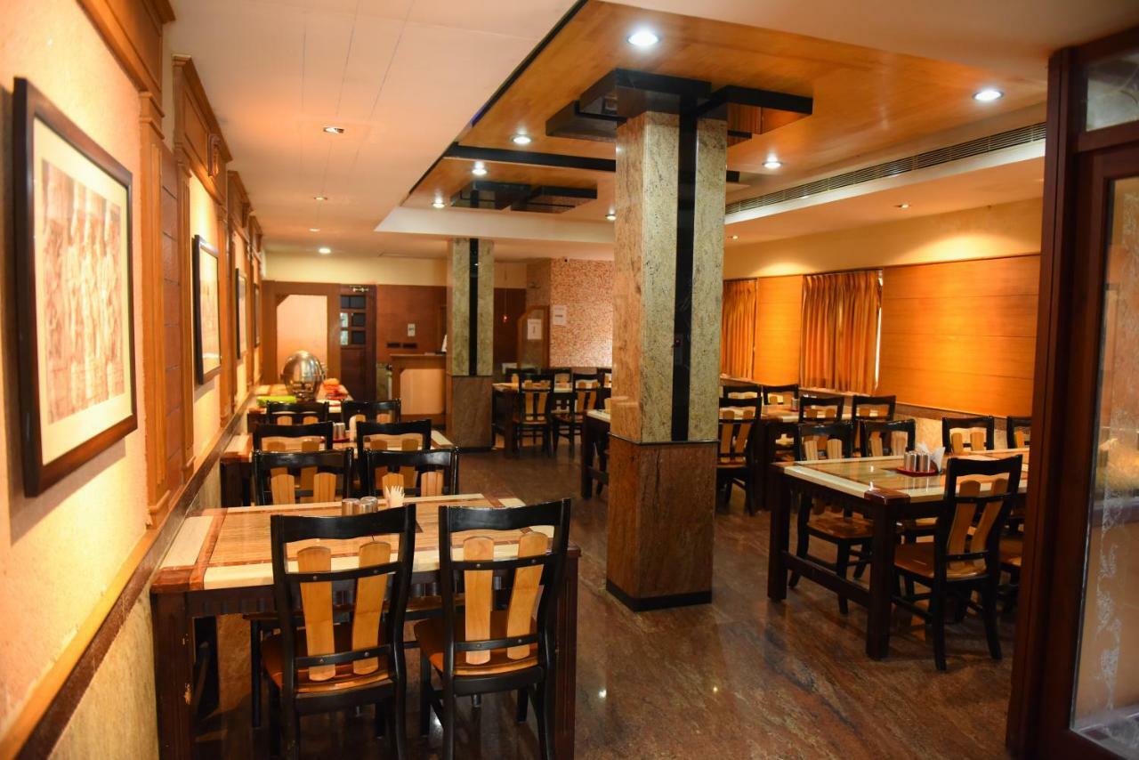 Chendhoor Residency Hotel Tiruchirappalli Екстериор снимка
