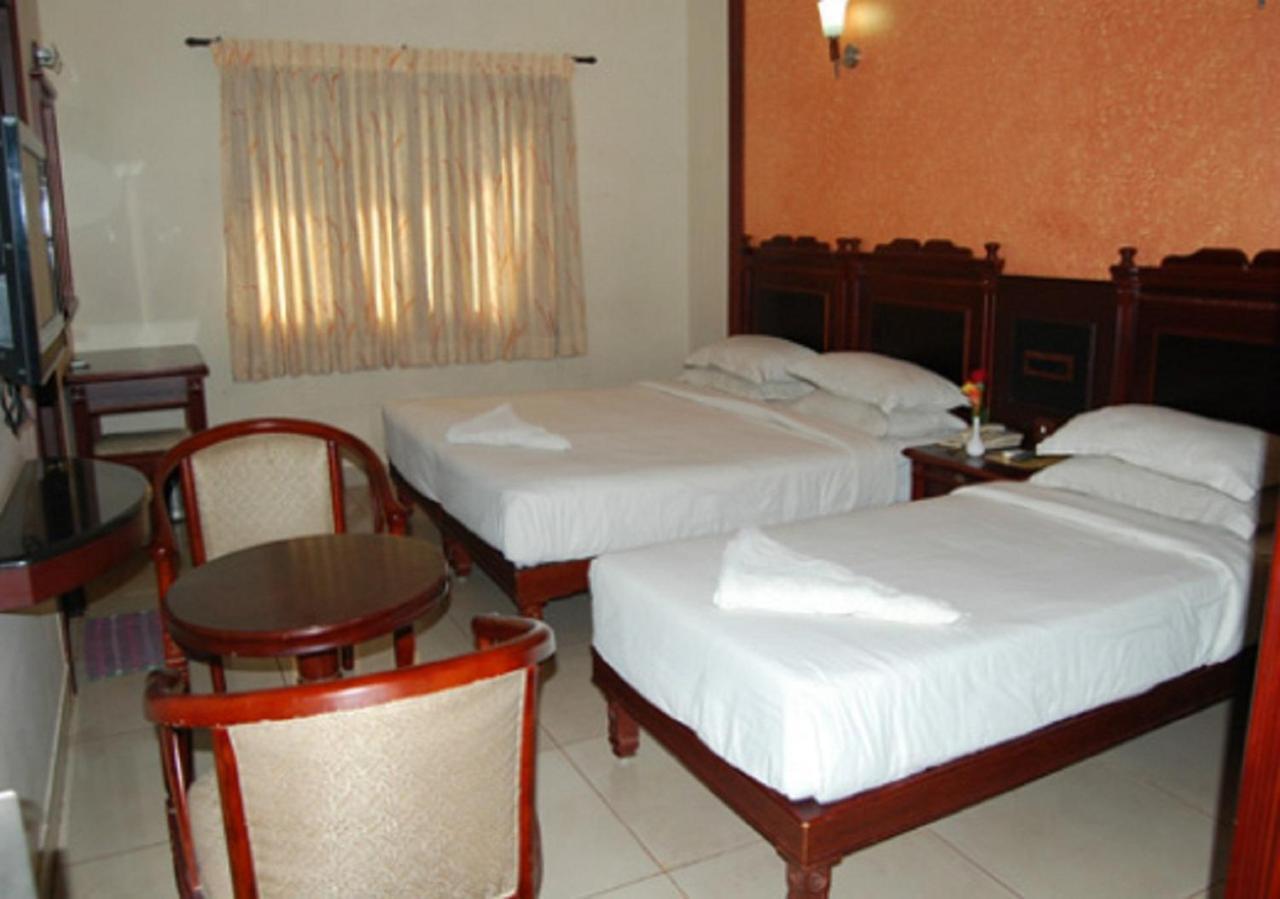 Chendhoor Residency Hotel Tiruchirappalli Екстериор снимка